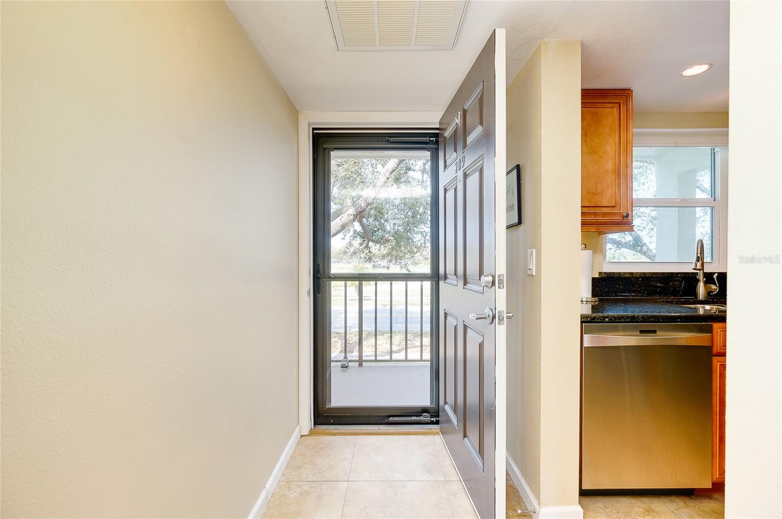 104 Capri Isles Unit 209, Venice, FL 34292