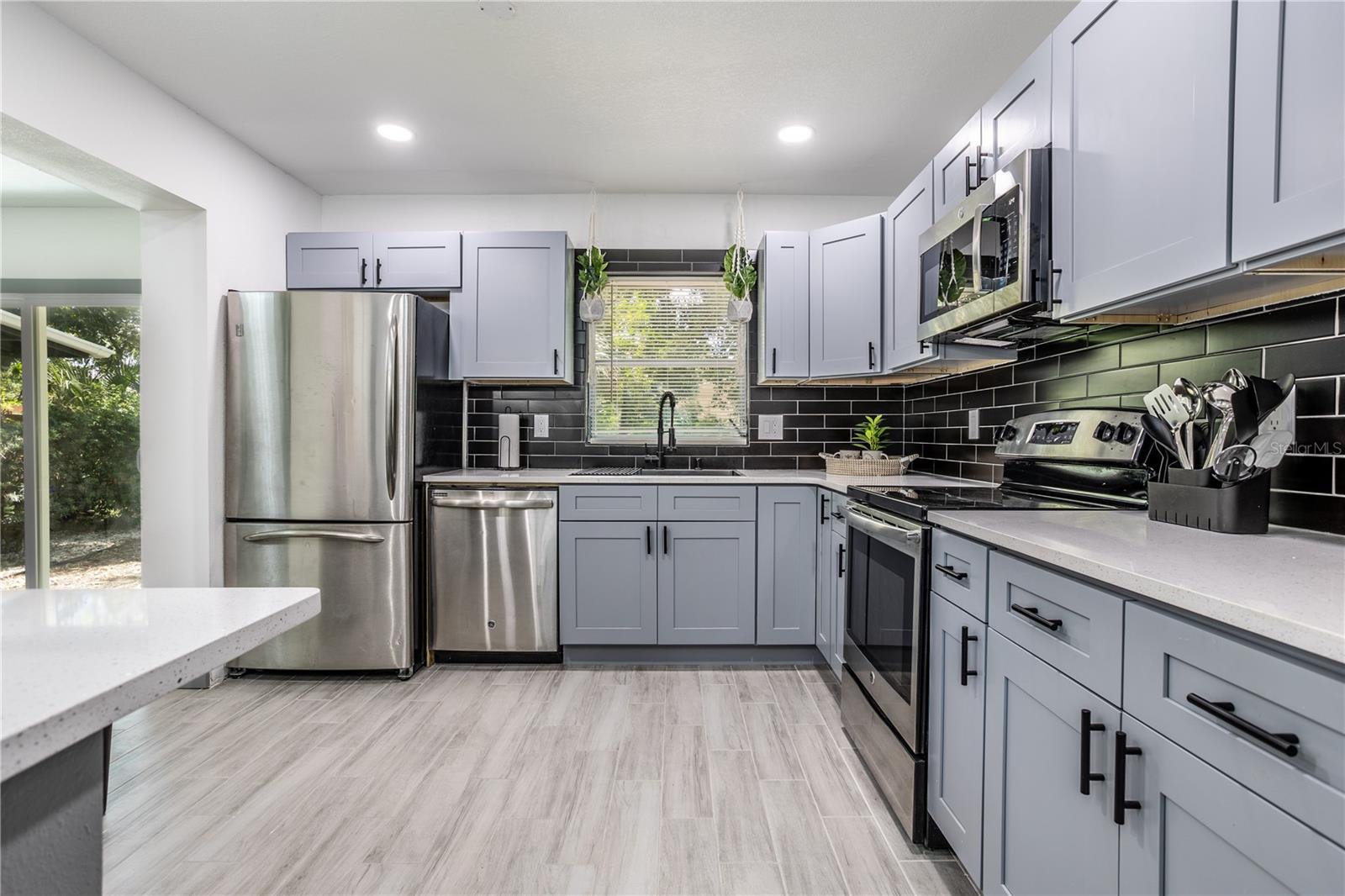 1213 Corbett, Orlando, FL 32806