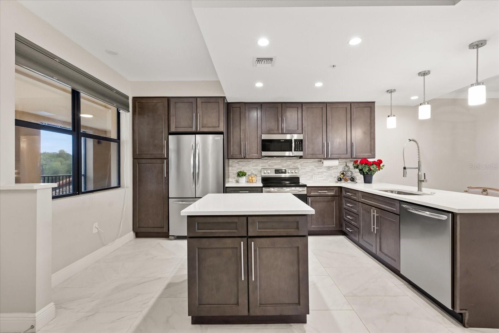 16300 County Road 455 Unit 204, Montverde, FL 34756