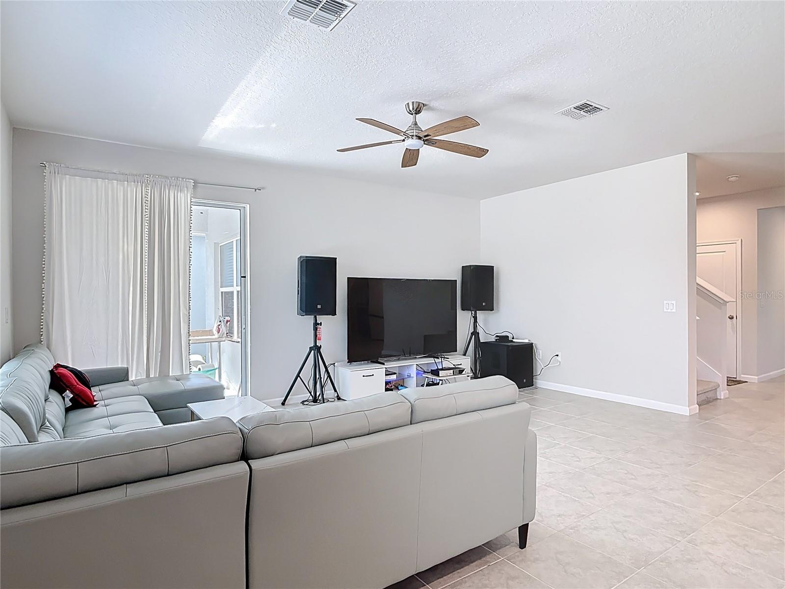 121 Eagle Harbor Way, Daytona Beach, FL 32124