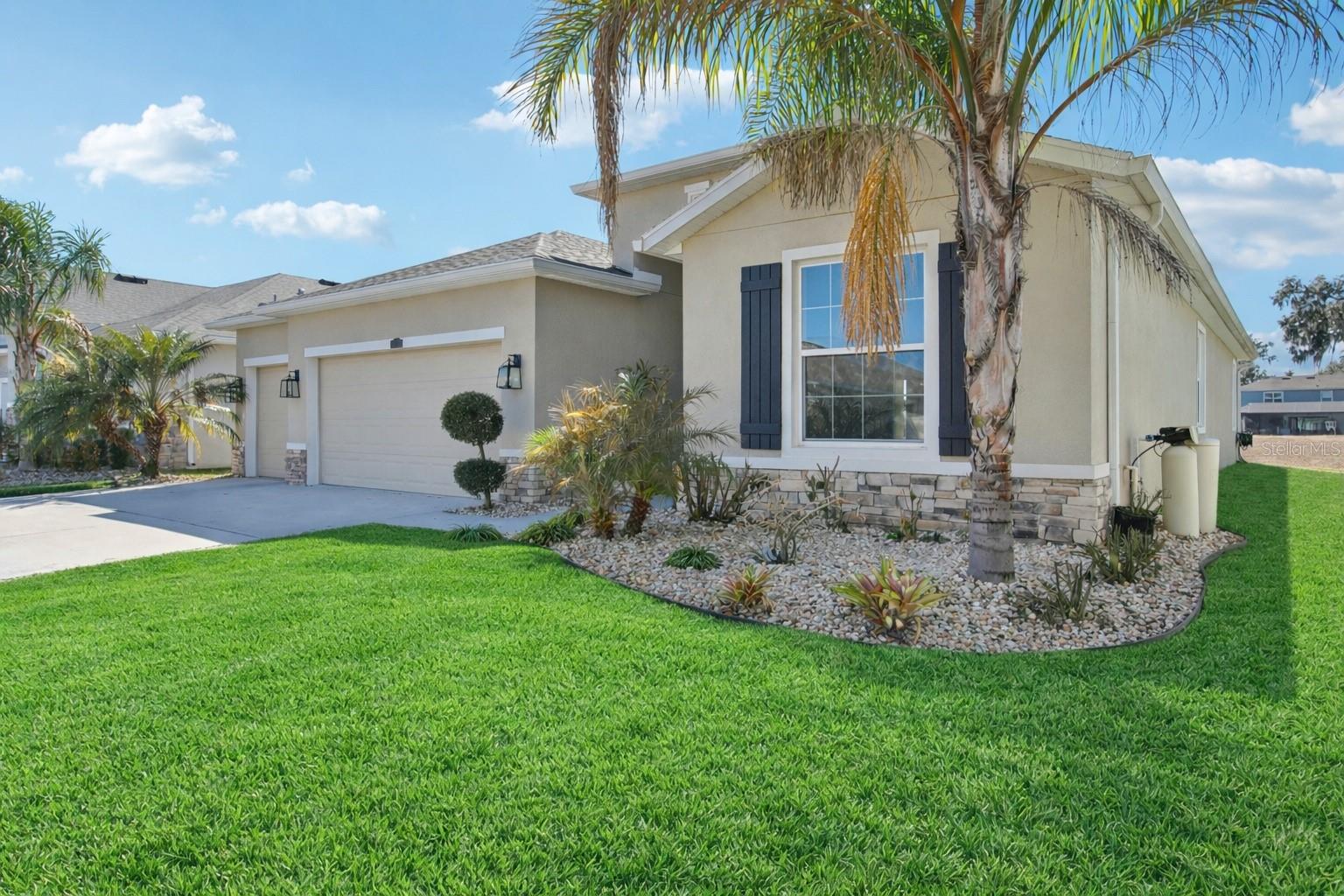 10747 Laxer Cay, San Antonio, FL 33576