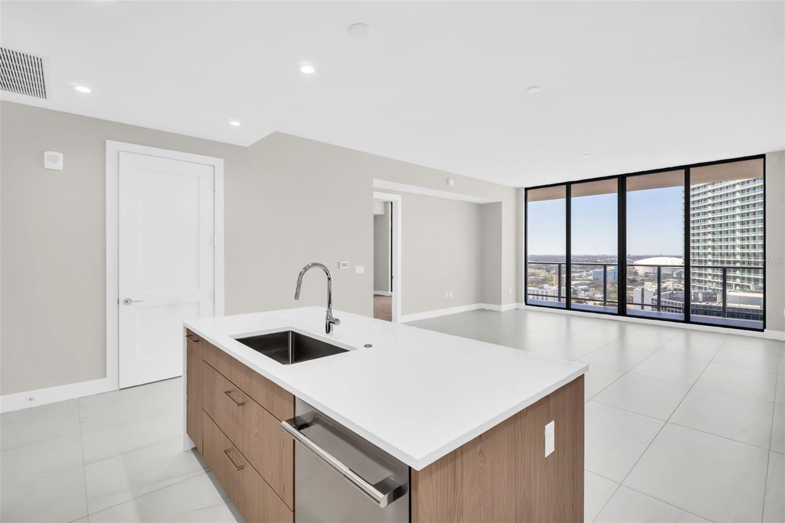 275 1st Unit 2708, St Petersburg, FL 33701