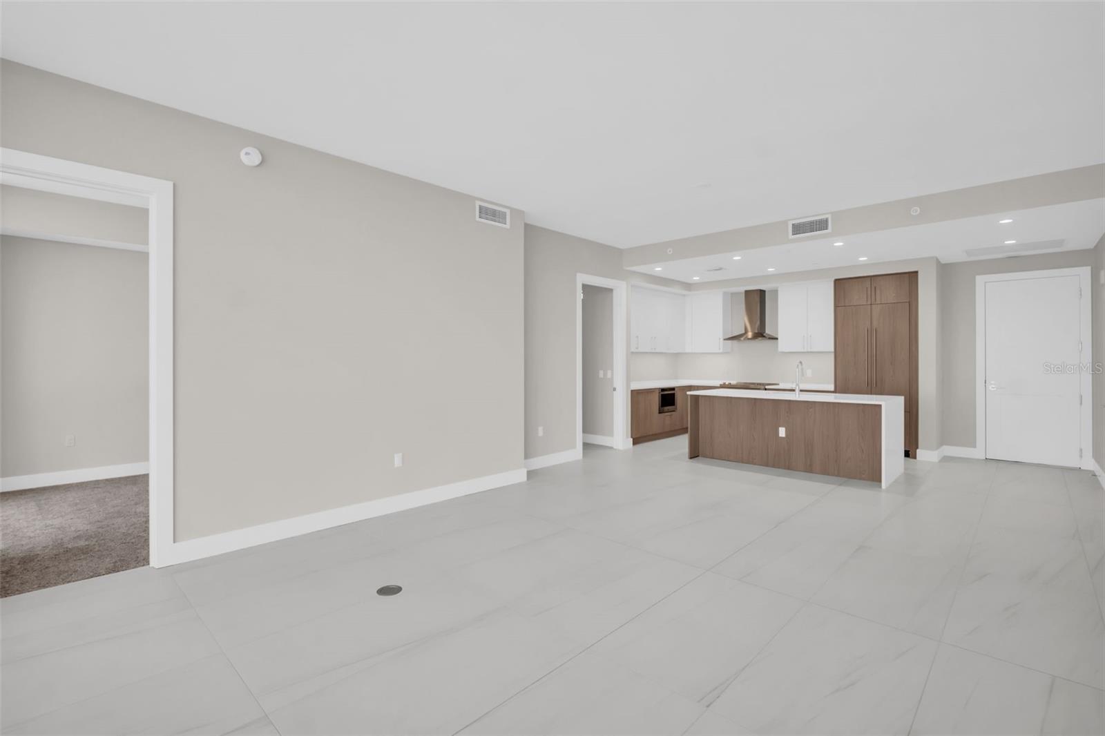 275 1st Unit 2708, St Petersburg, FL 33701