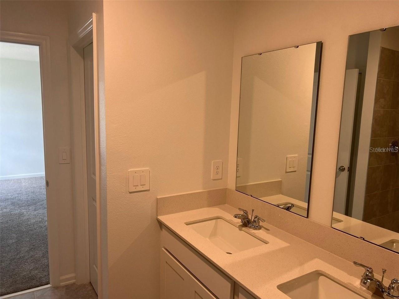 1756 White Water, Davenport, FL 33837