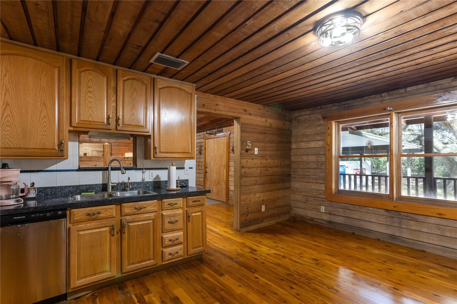 6892 Swain, Sorrento, FL 32776