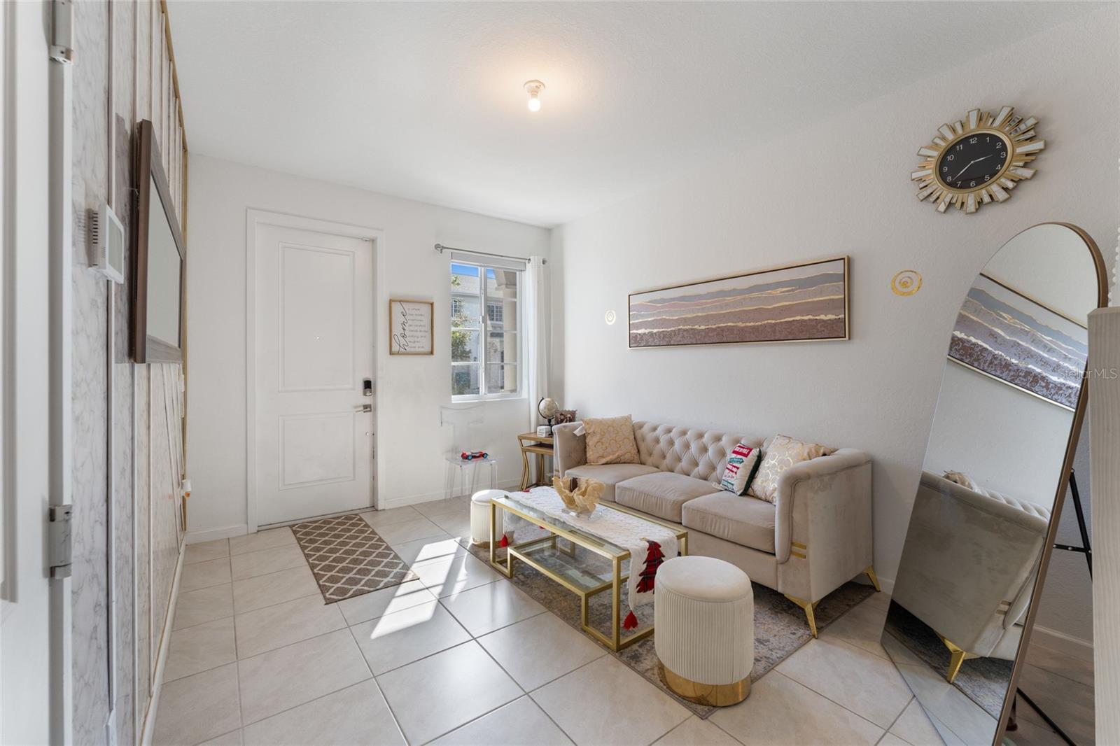 1061 208th, Miami, FL 33169