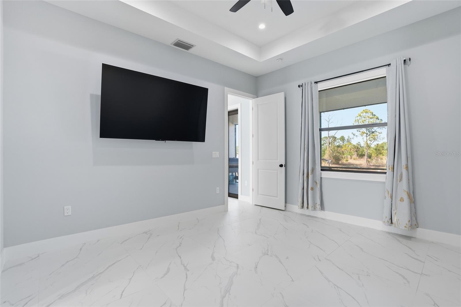 2415 56th, Naples, FL 34120