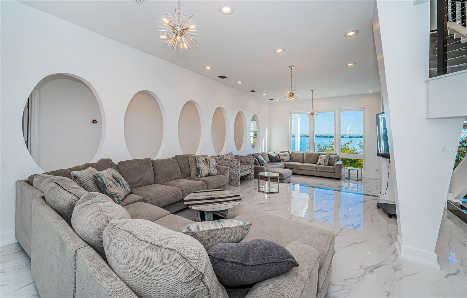 5212 62nd, St Petersburg, FL 33715