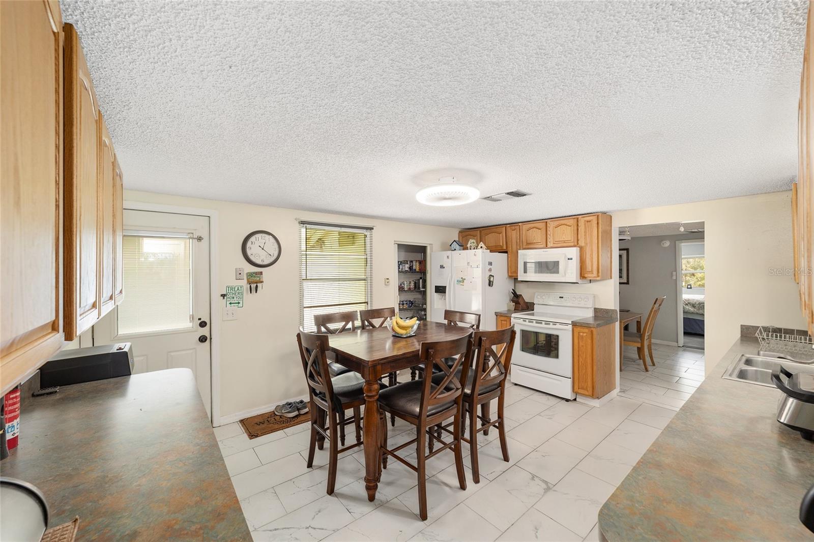 7075 Highway 25a, Belleview, FL 34420