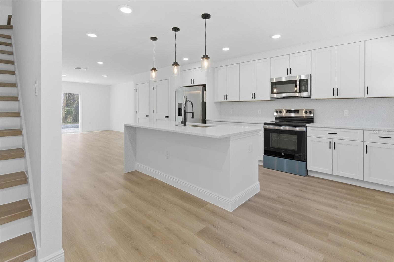 727 Clemson, Altamonte Springs, FL 32714
