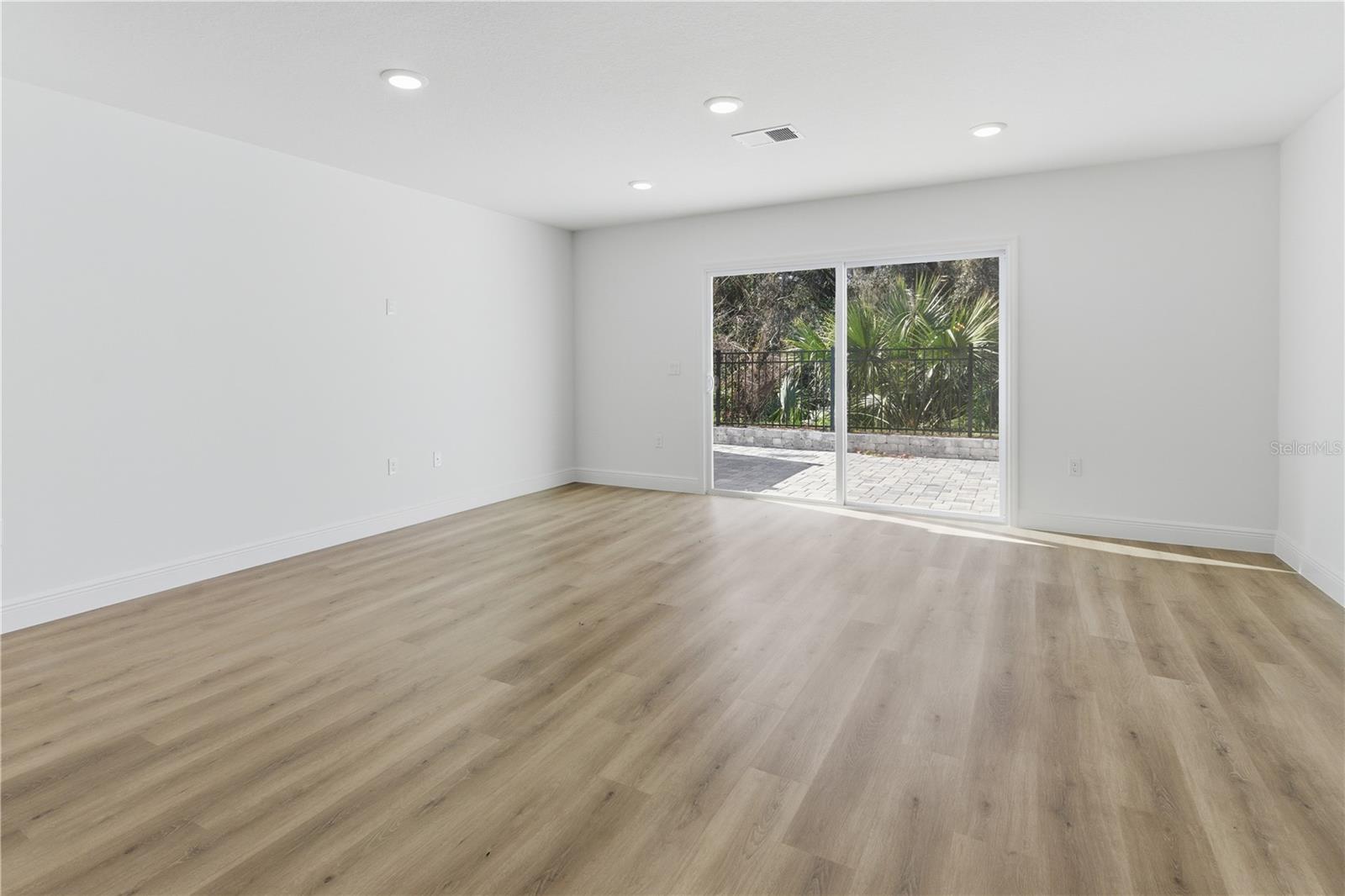 727 Clemson, Altamonte Springs, FL 32714
