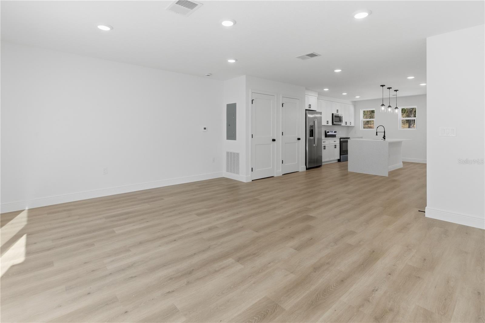 727 Clemson, Altamonte Springs, FL 32714