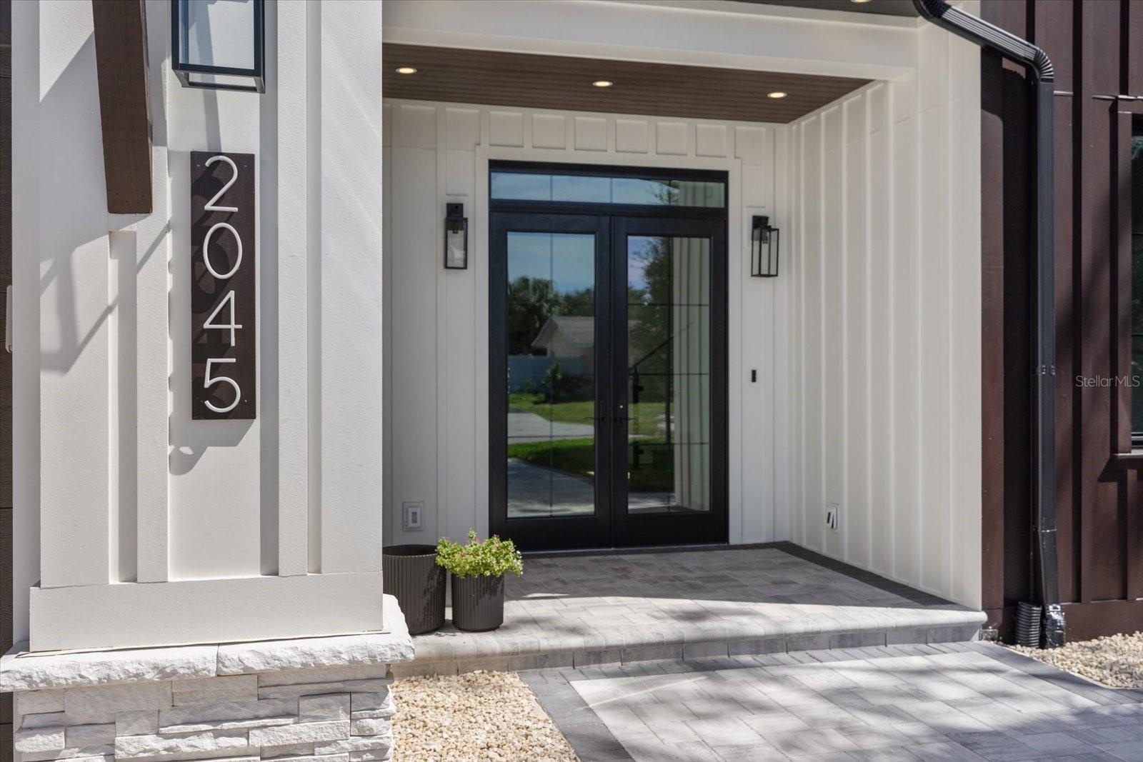 2045 Goldenrod, Sarasota, FL 34239