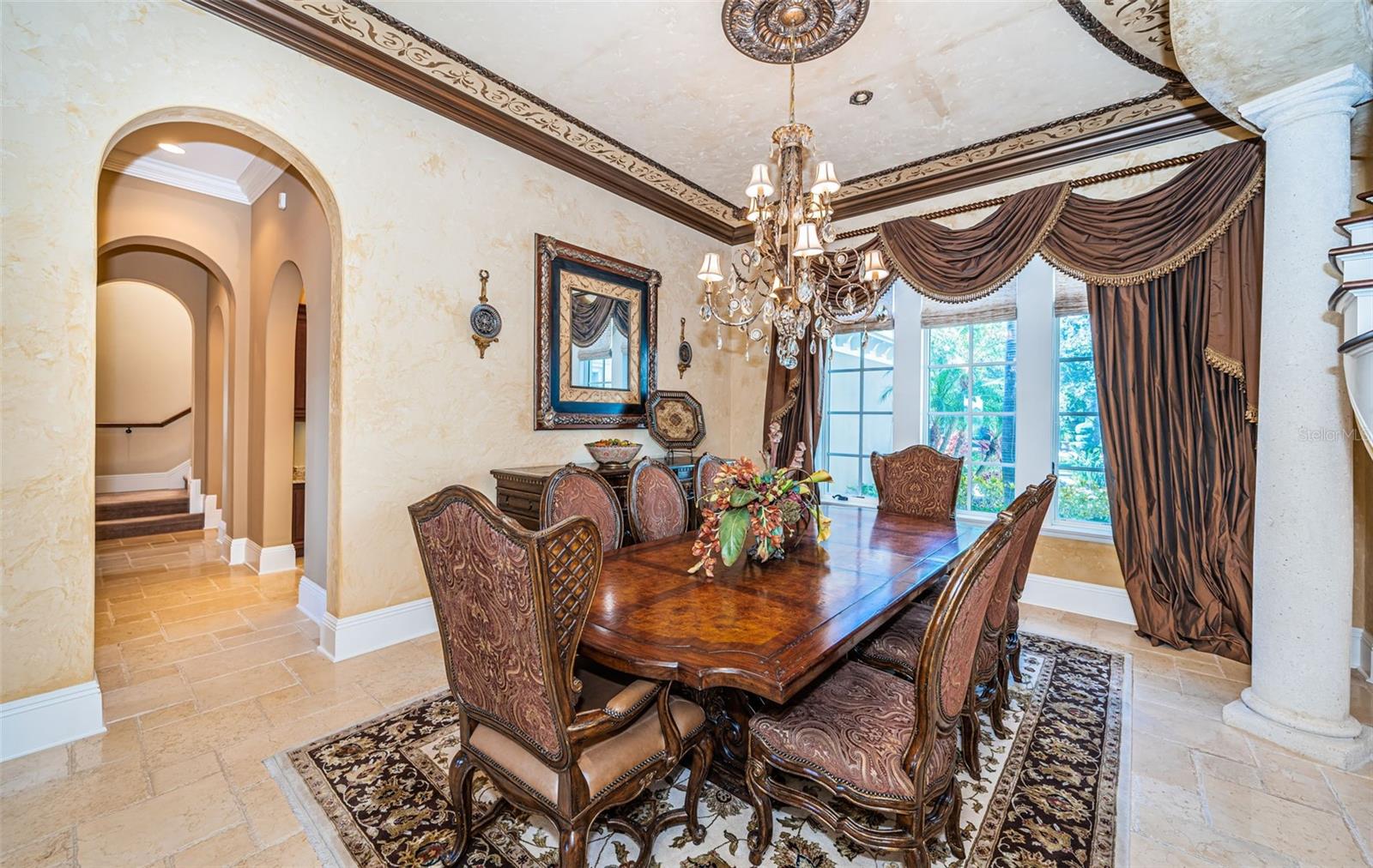 9209 Silverthorn, Seminole, FL 33777