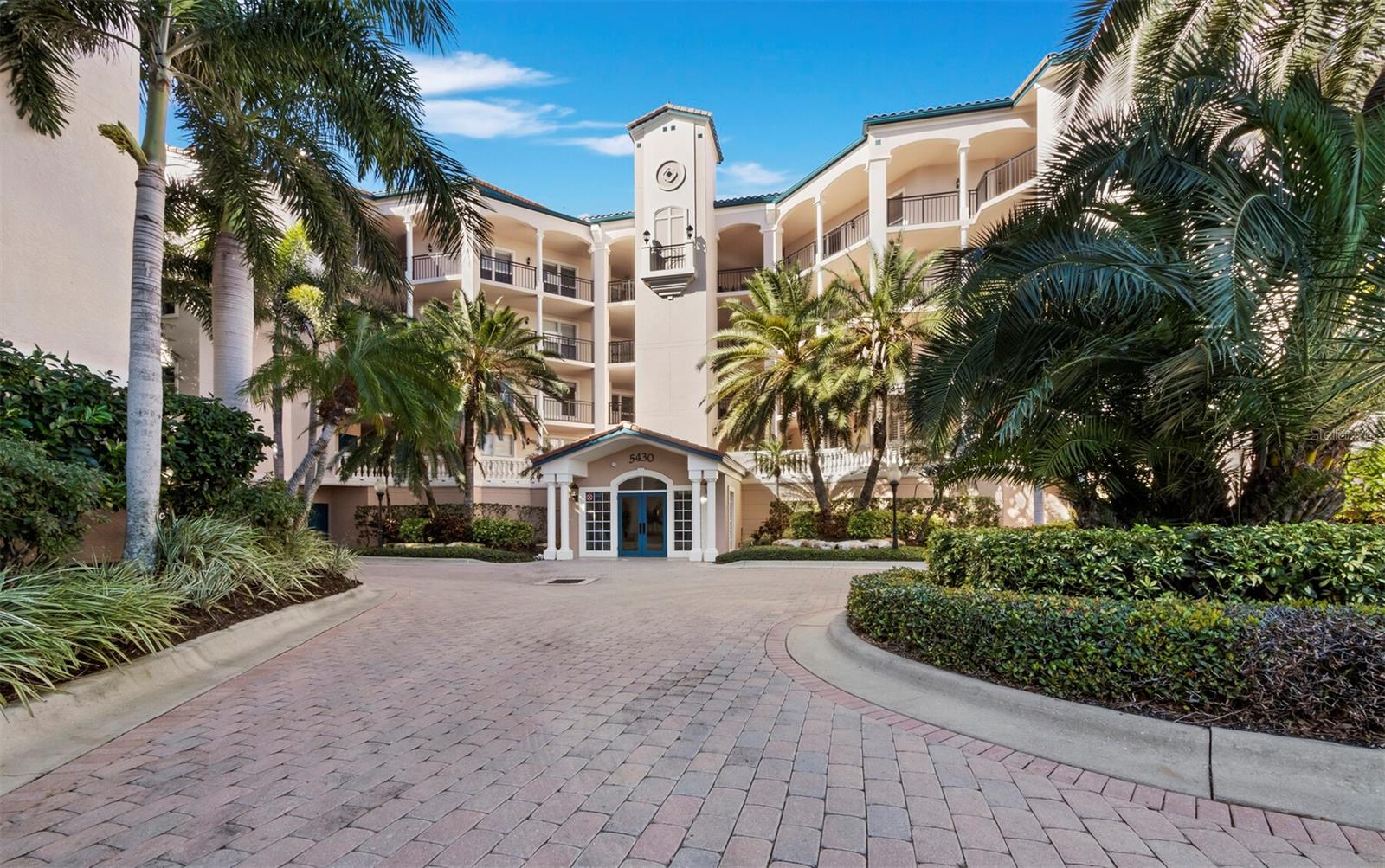 5430 Eagles Point Unit 105, Sarasota, FL 34231