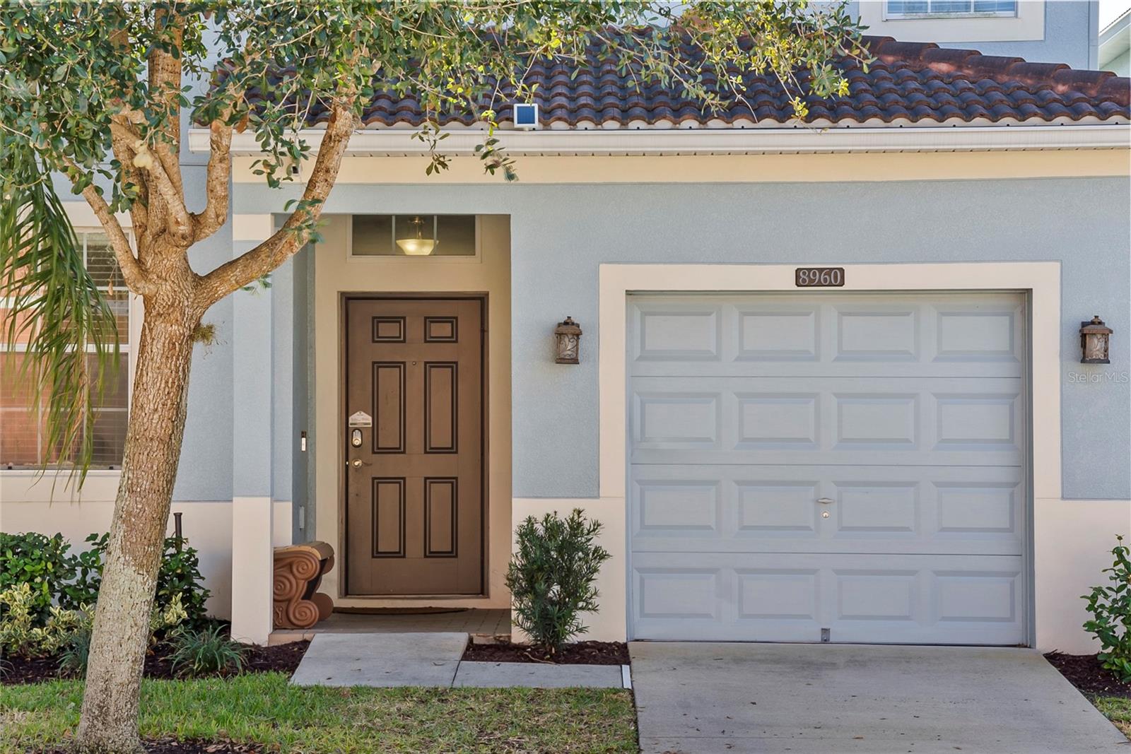8960 Bismarck Palm Rd, Kissimmee, FL 34747
