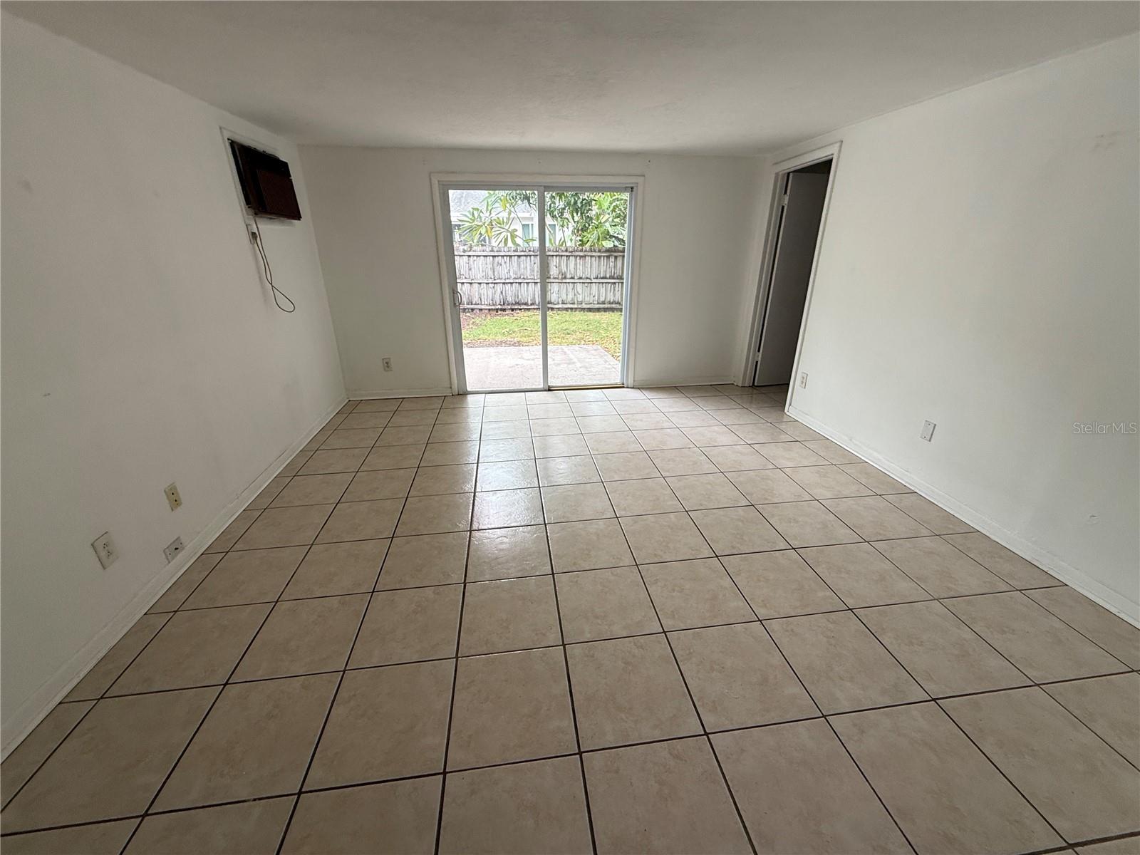 1270 8th, Largo, FL 33770
