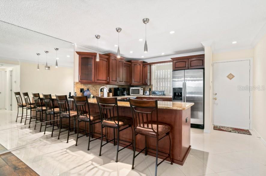 605 Sutton Unit 102, Longboat Key, FL 34228