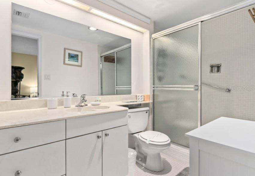 605 Sutton Unit 102, Longboat Key, FL 34228