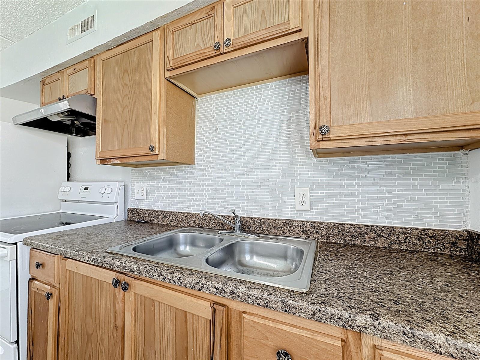 694 Michigan Unit 3, St Cloud, FL 34769