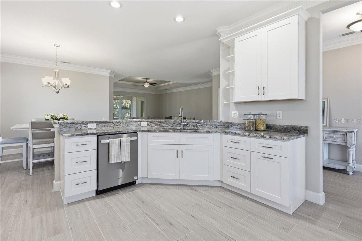 725 Redbud, Englewood, FL 34223