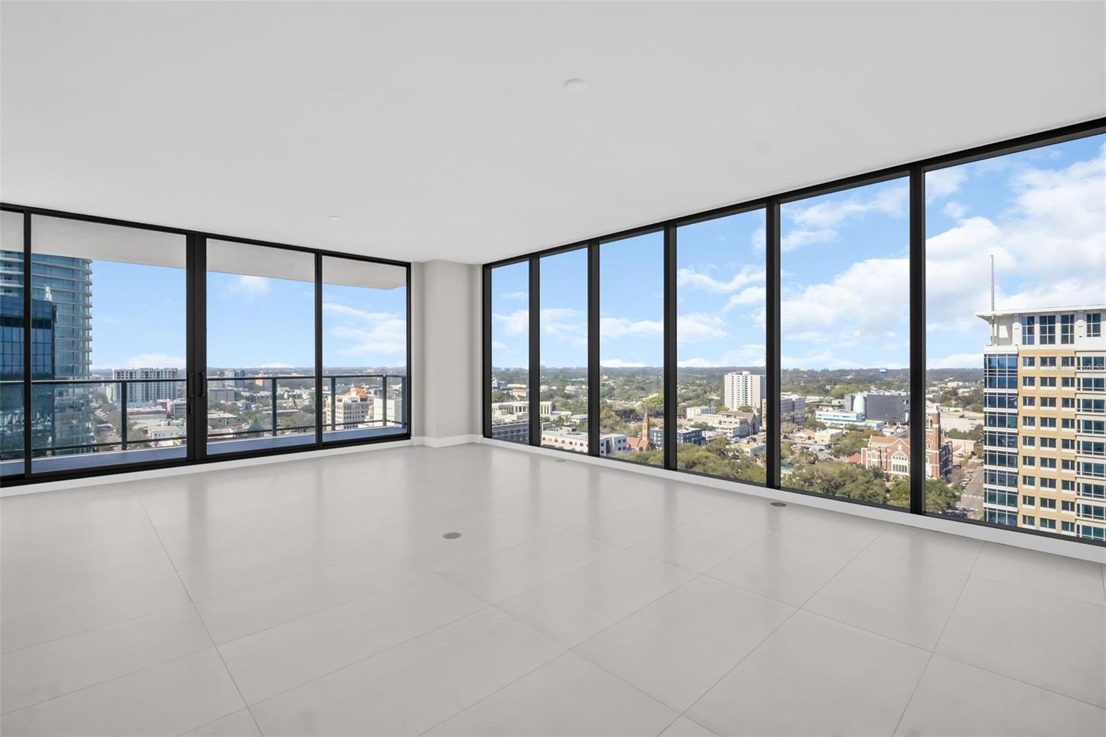 275 1st Unit 2001, St Petersburg, FL 33701