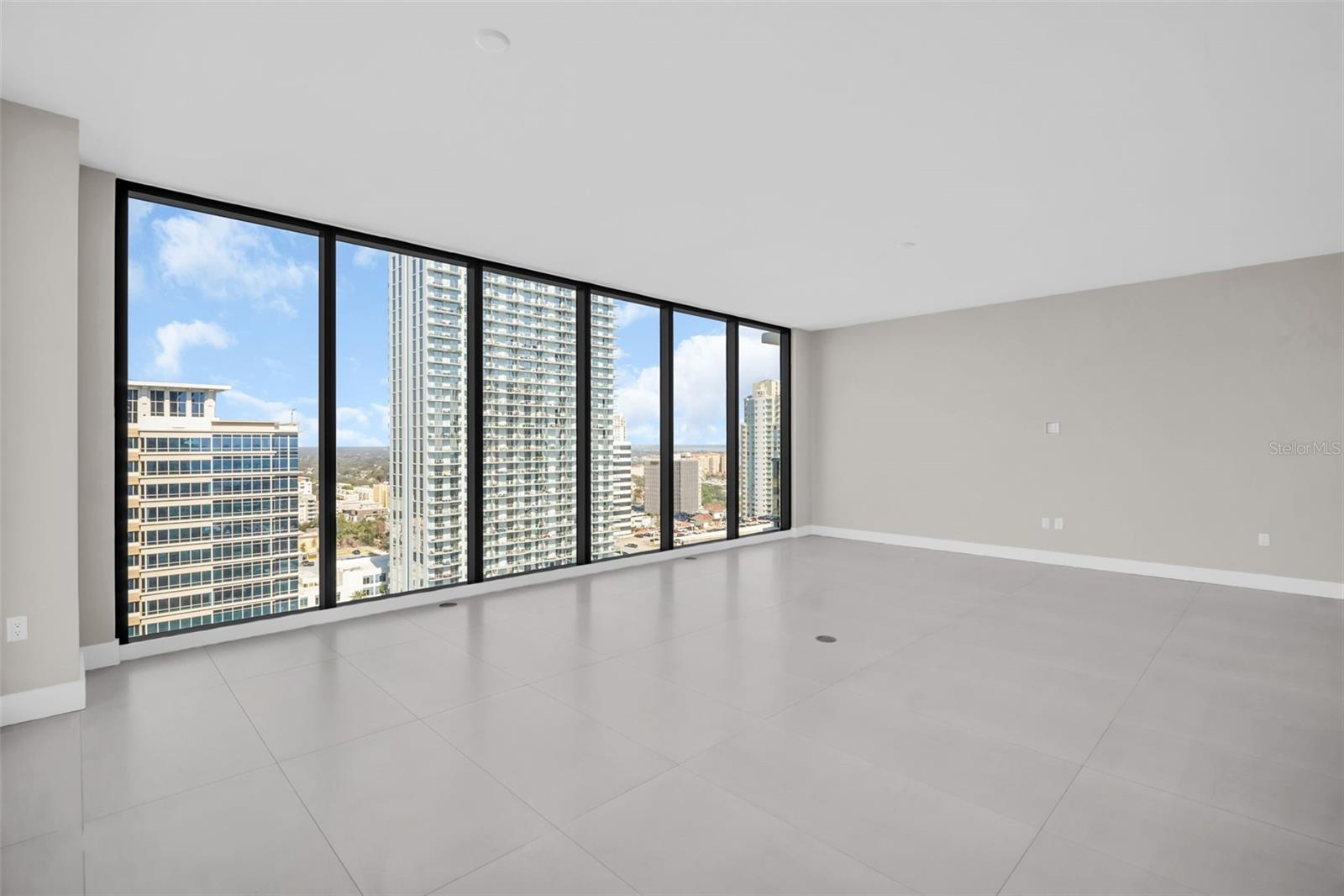 275 1st Unit 2001, St Petersburg, FL 33701