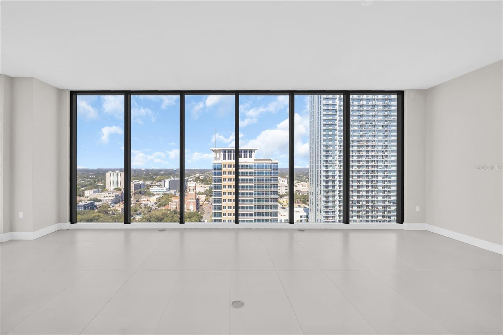 275 1st Unit 2001, St Petersburg, FL 33701