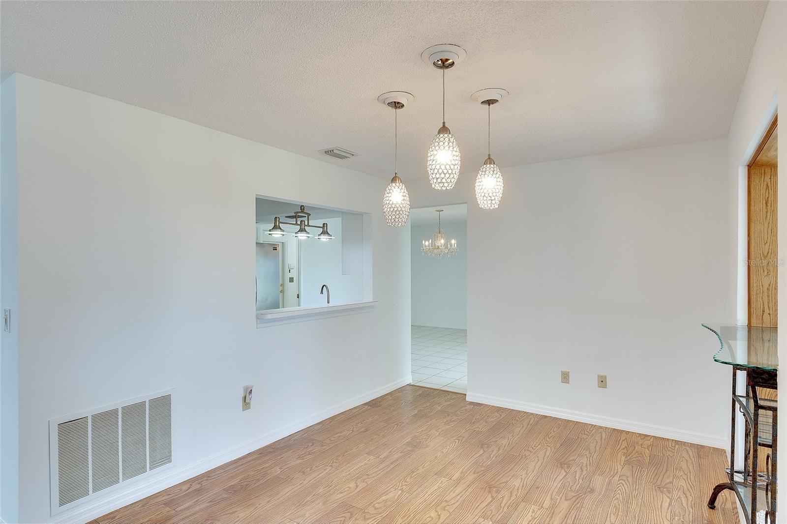 6517 10th, Bradenton, FL 34209