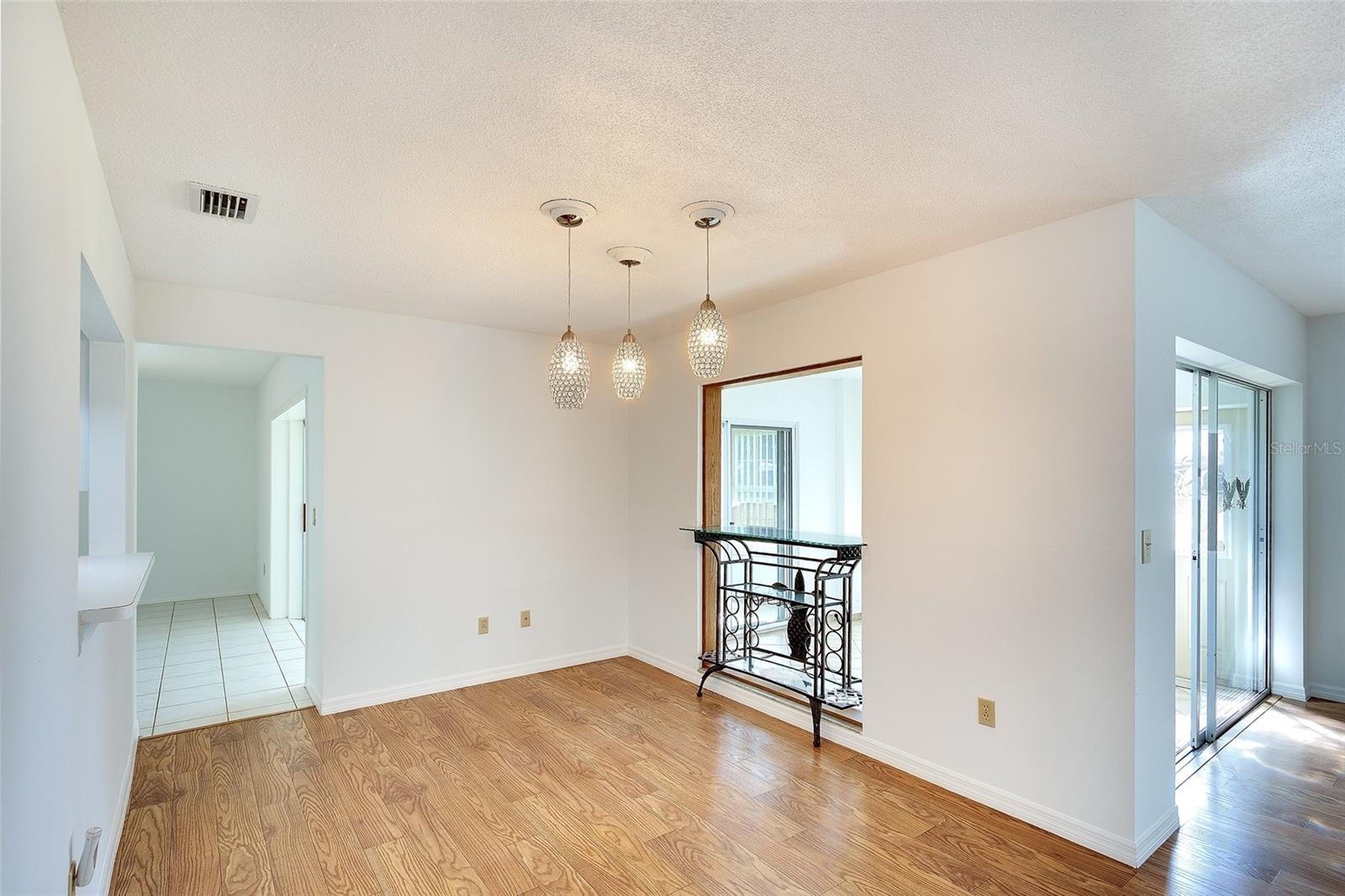 6517 10th, Bradenton, FL 34209