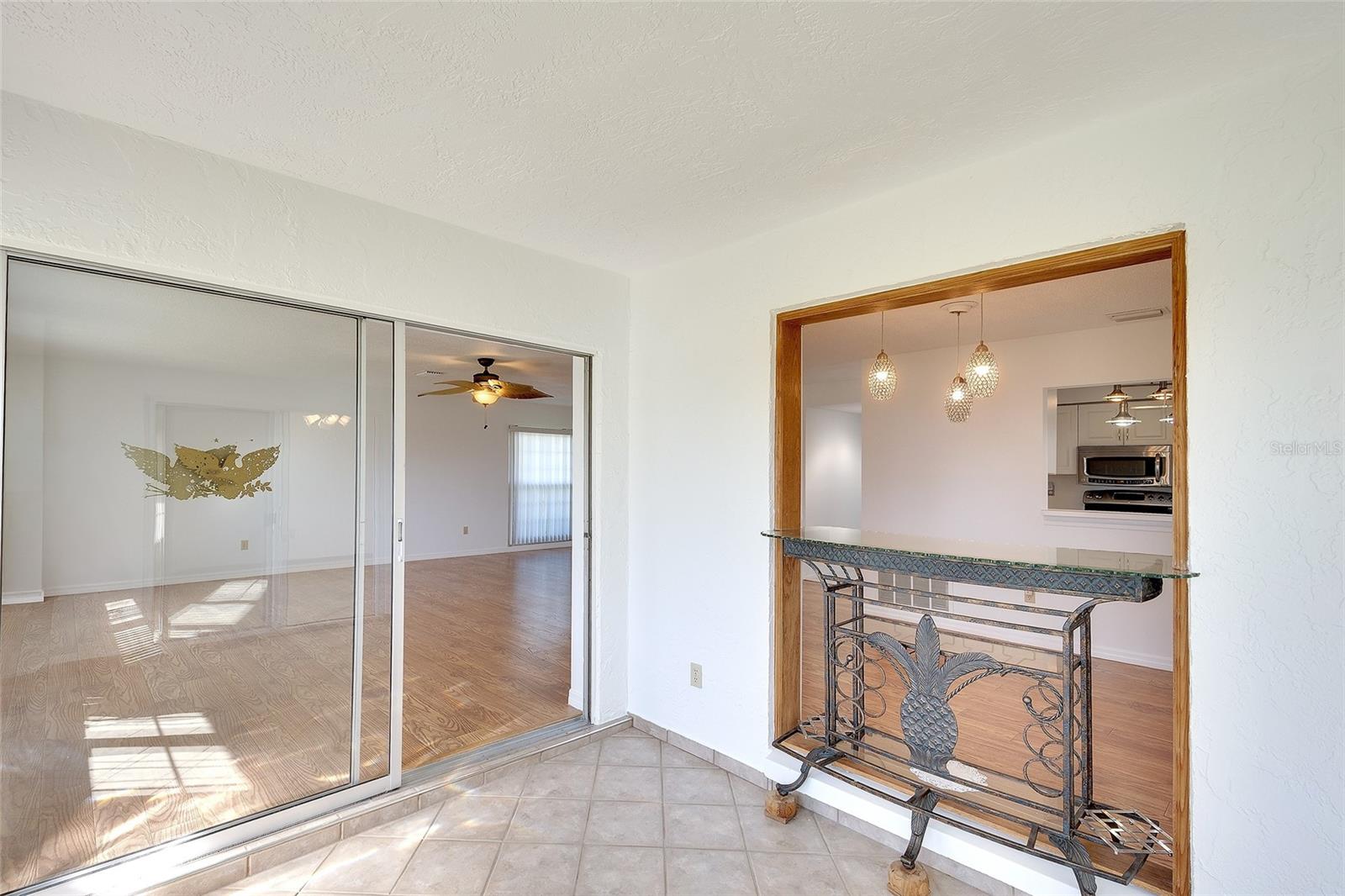 6517 10th, Bradenton, FL 34209