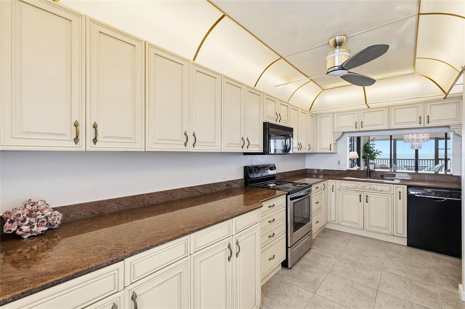 15462 Gulf Unit 601, Madeira Beach, FL 33708