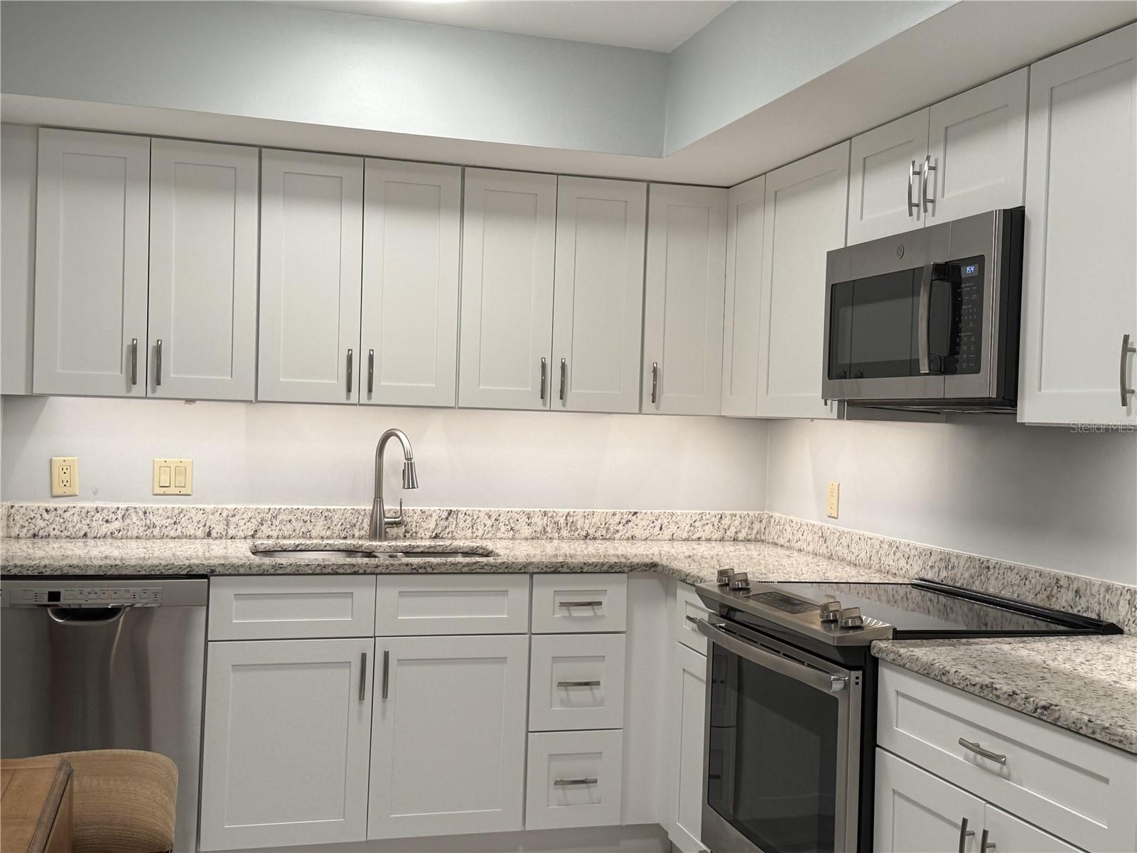 775 Longboat Club Unit 401, Longboat Key, FL 34228