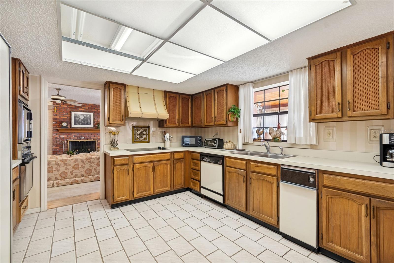 29244 Whipporwill, Wesley Chapel, FL 33543