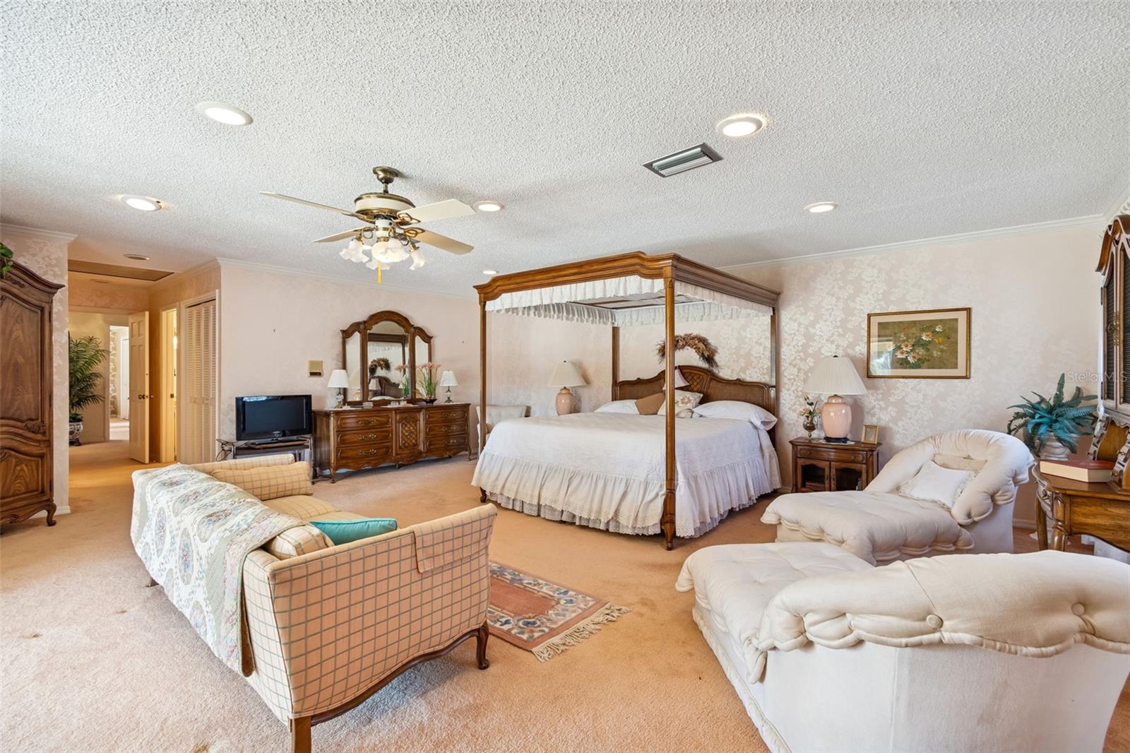 29244 Whipporwill, Wesley Chapel, FL 33543
