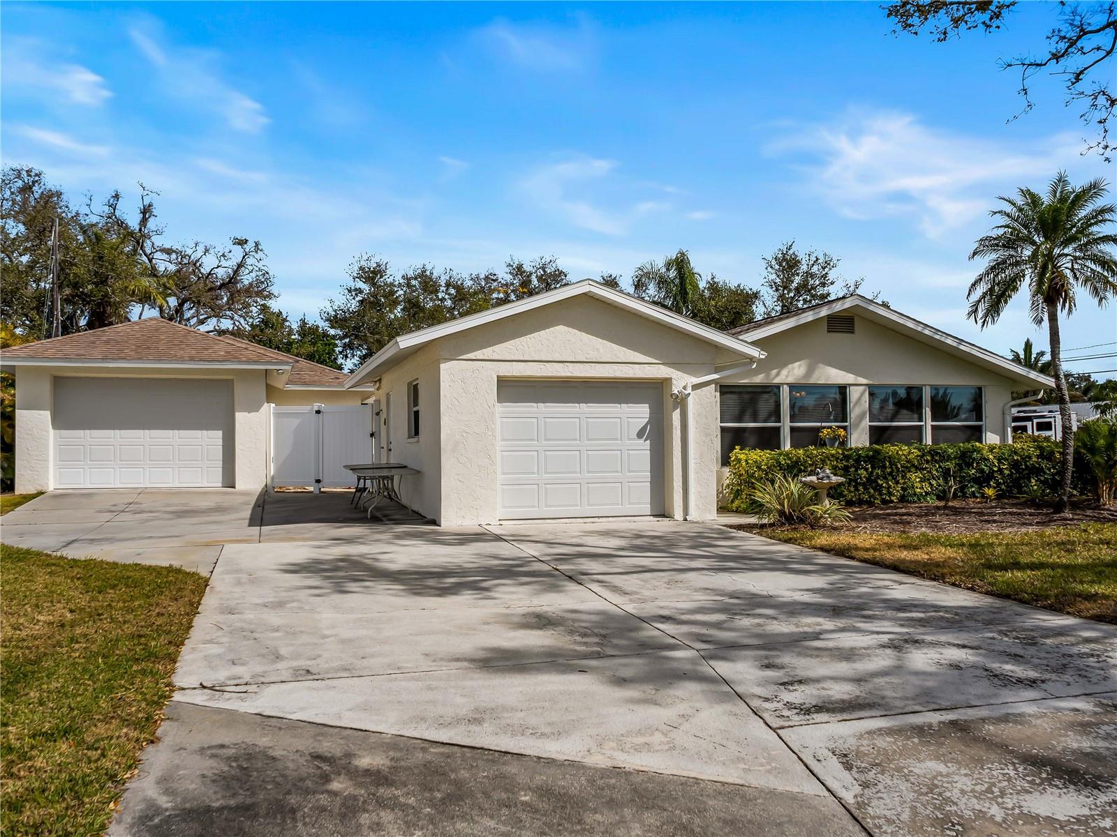 896 Venice, Venice, FL 34293