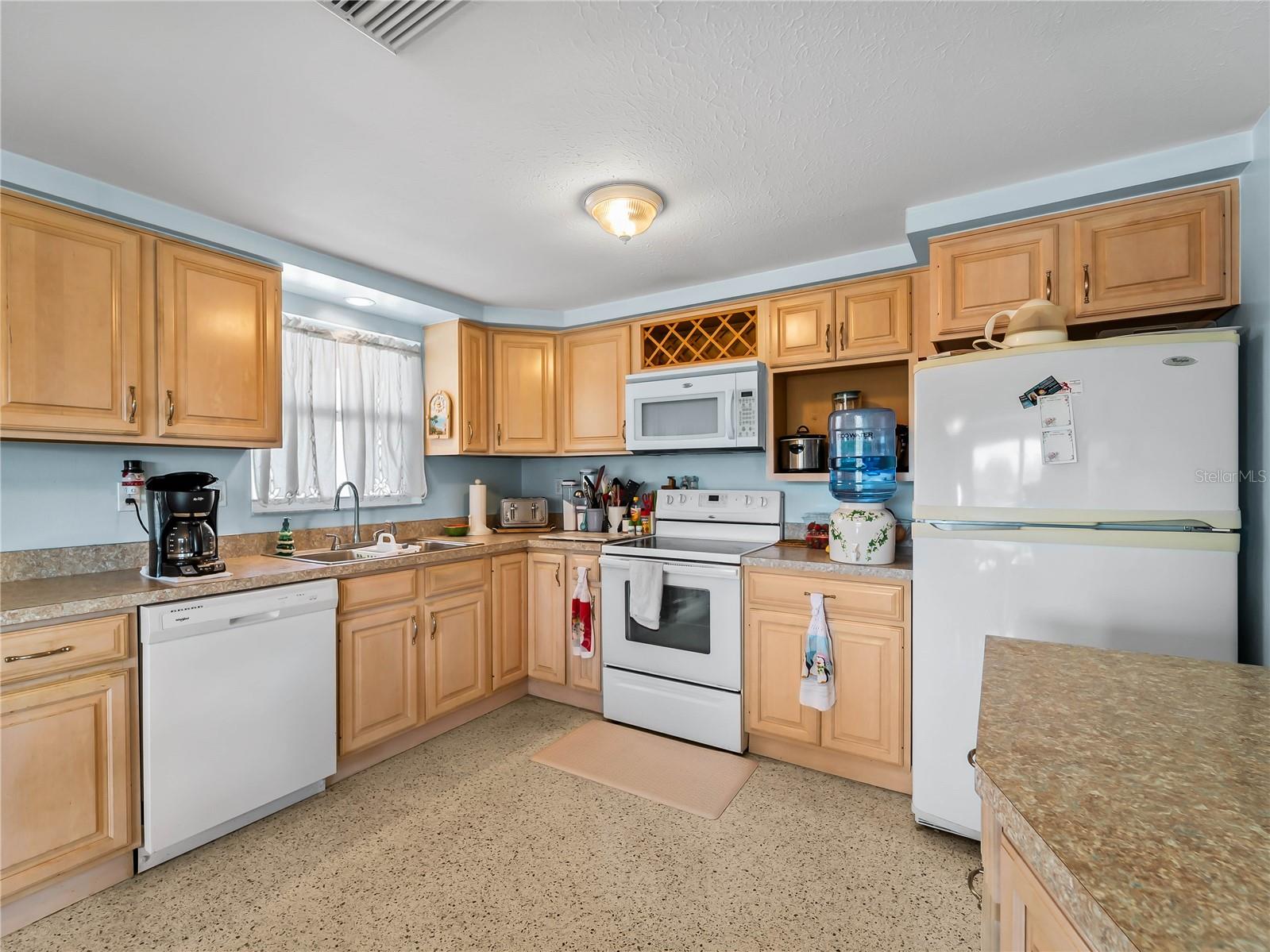 896 Venice, Venice, FL 34293