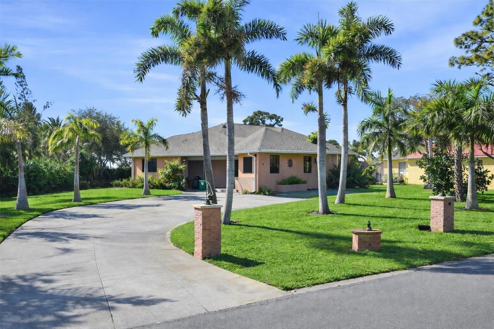 1710 Parker, Englewood, FL 34223