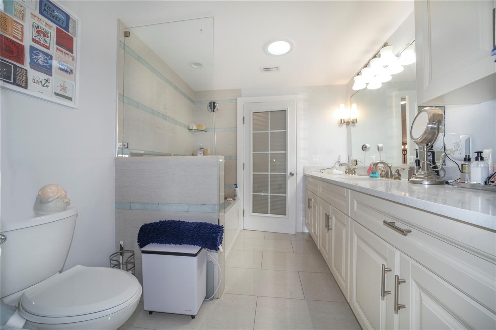 2653 22nd, Sarasota, FL 34234