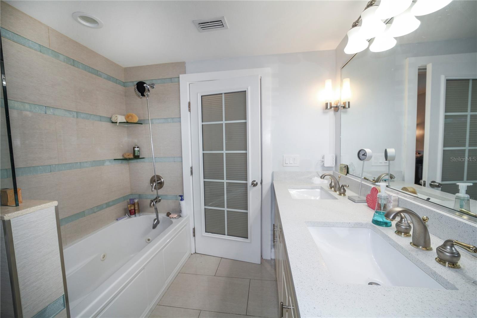 2653 22nd, Sarasota, FL 34234