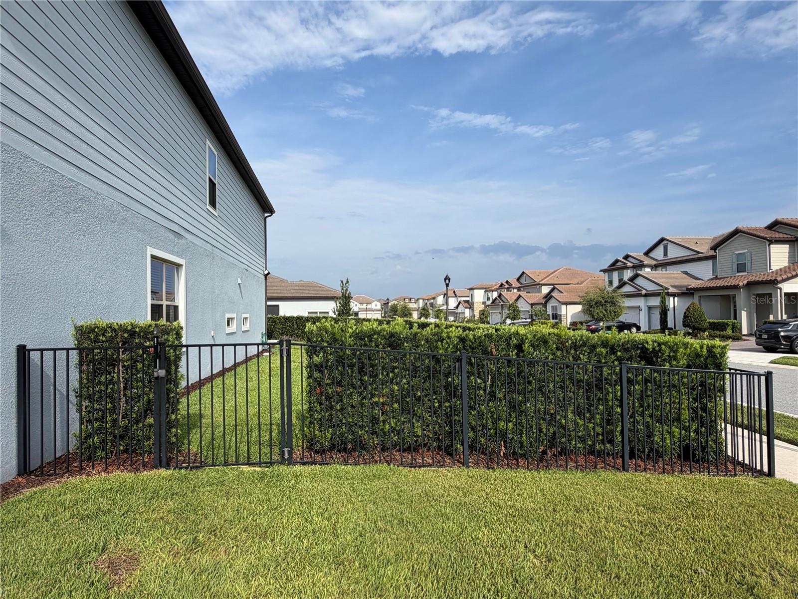 8024 Leaf Grove Circle, Orlando, FL 32836