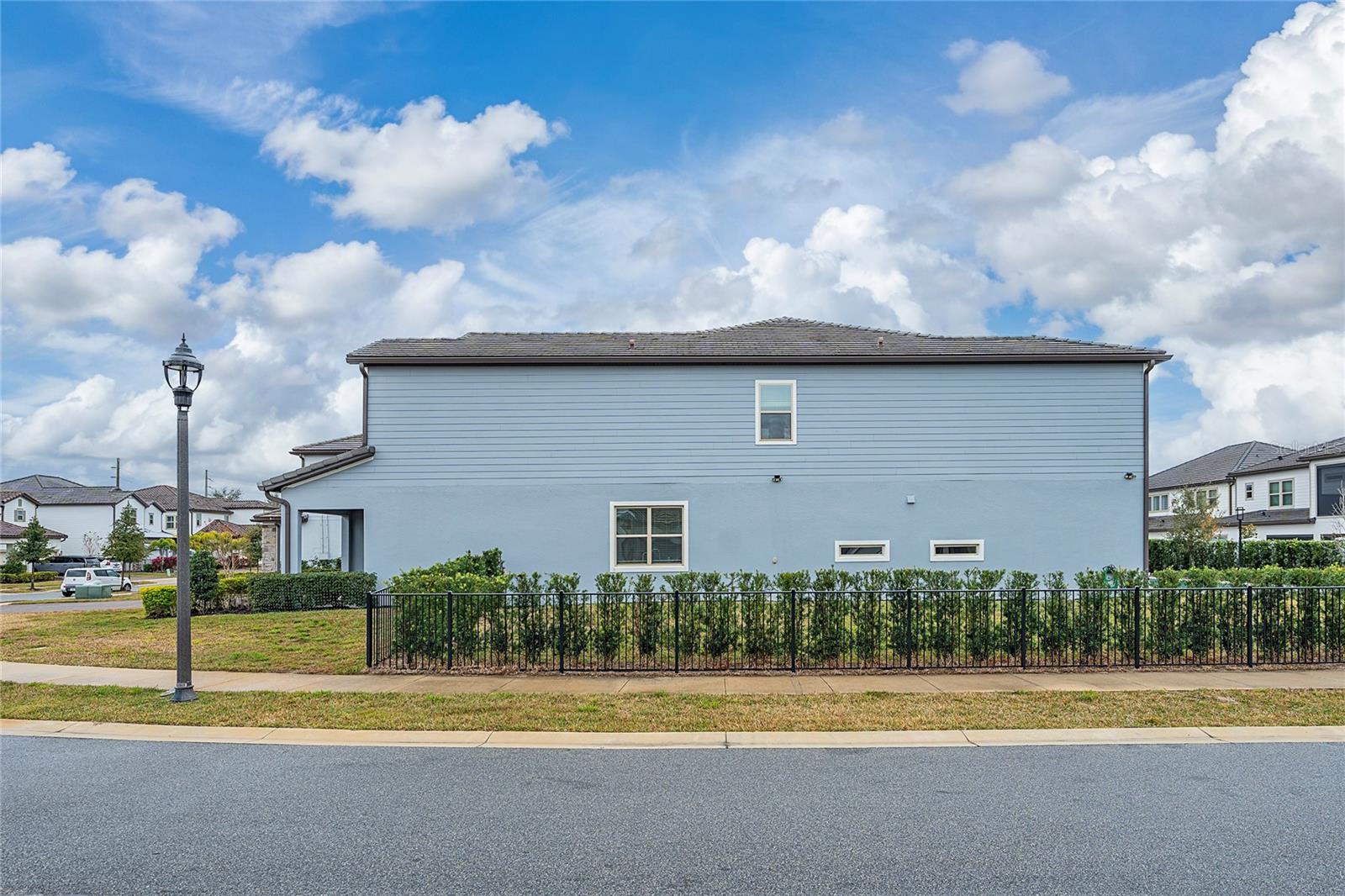 8024 Leaf Grove Circle, Orlando, FL 32836