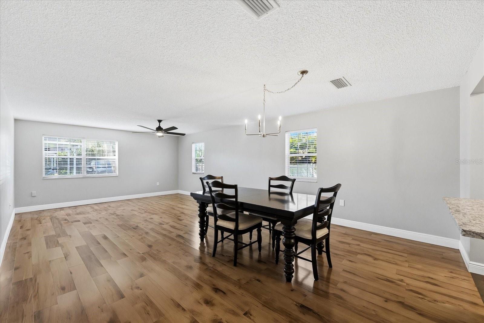 1706 Belleair Forest Unit 128, Belleair, FL 33756