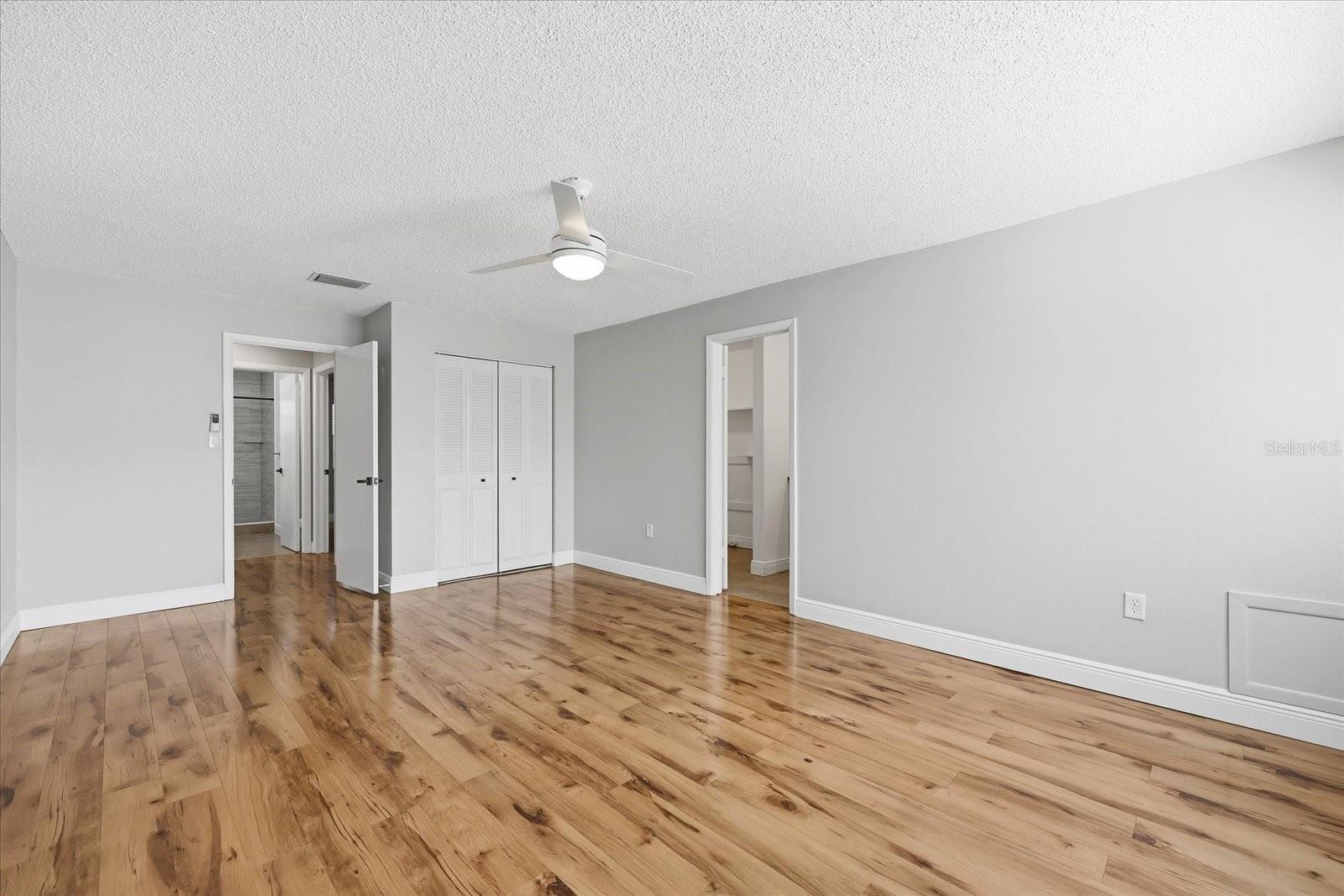 1706 Belleair Forest Unit 128, Belleair, FL 33756
