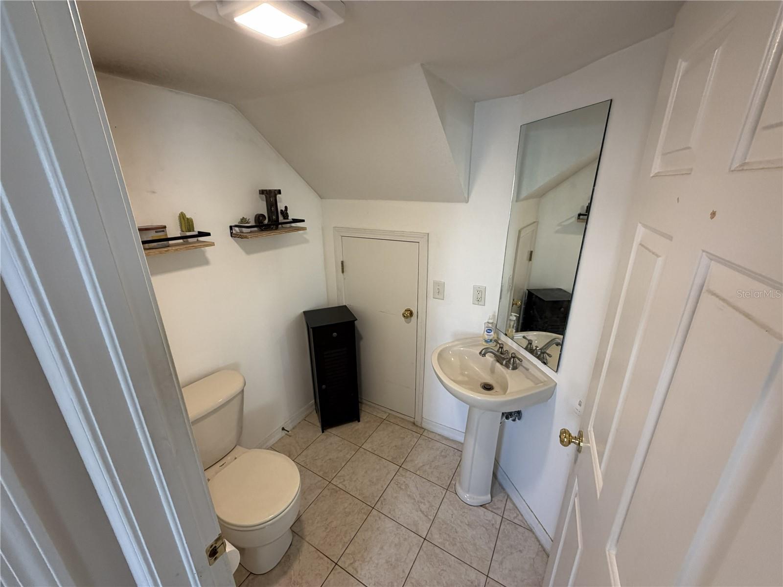 3858 Island, St Petersburg, FL 33705