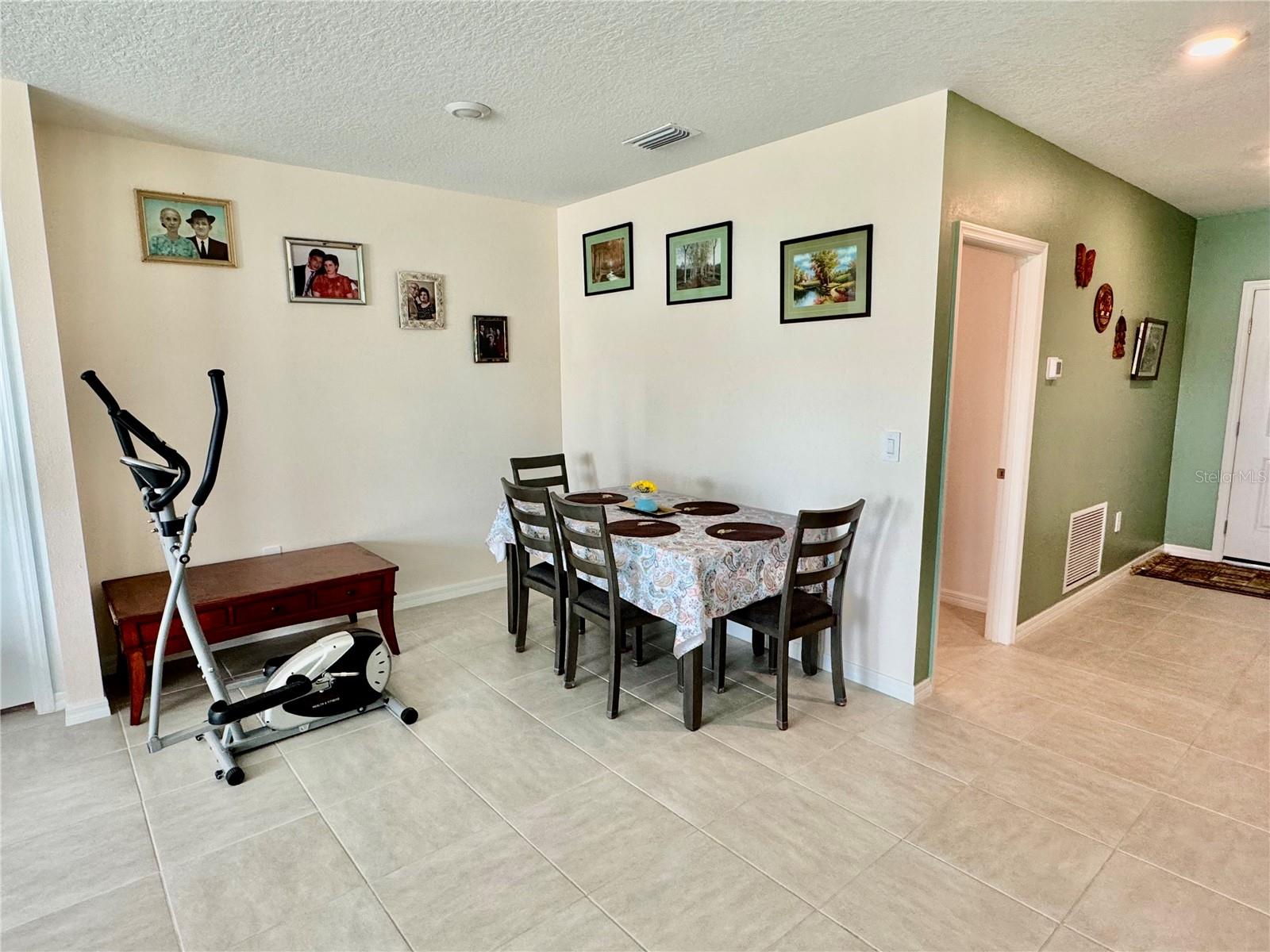 993 Calico Pointe, Groveland, FL 34736
