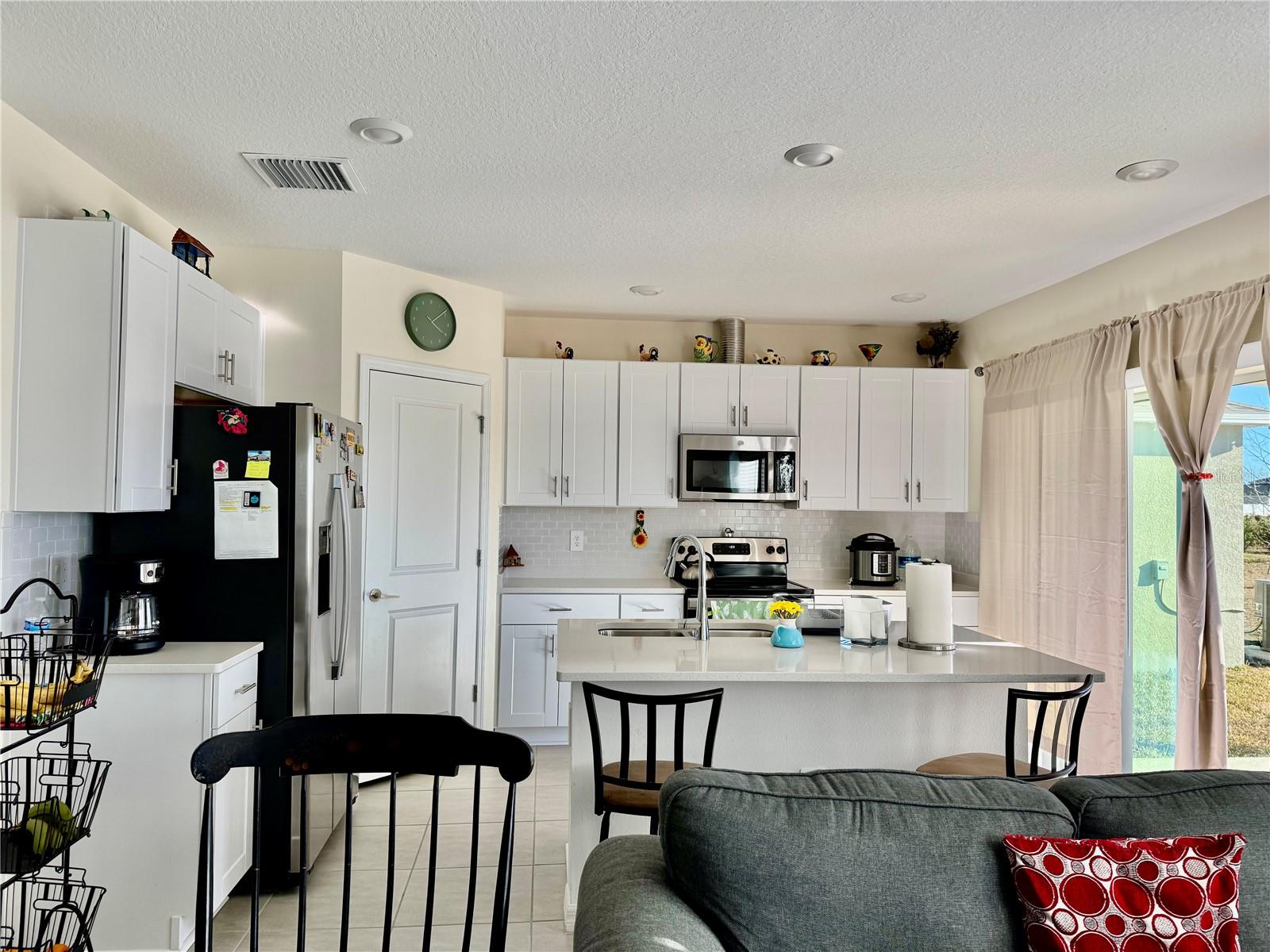 993 Calico Pointe, Groveland, FL 34736