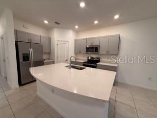 2906 Canary, Davenport, FL 33837