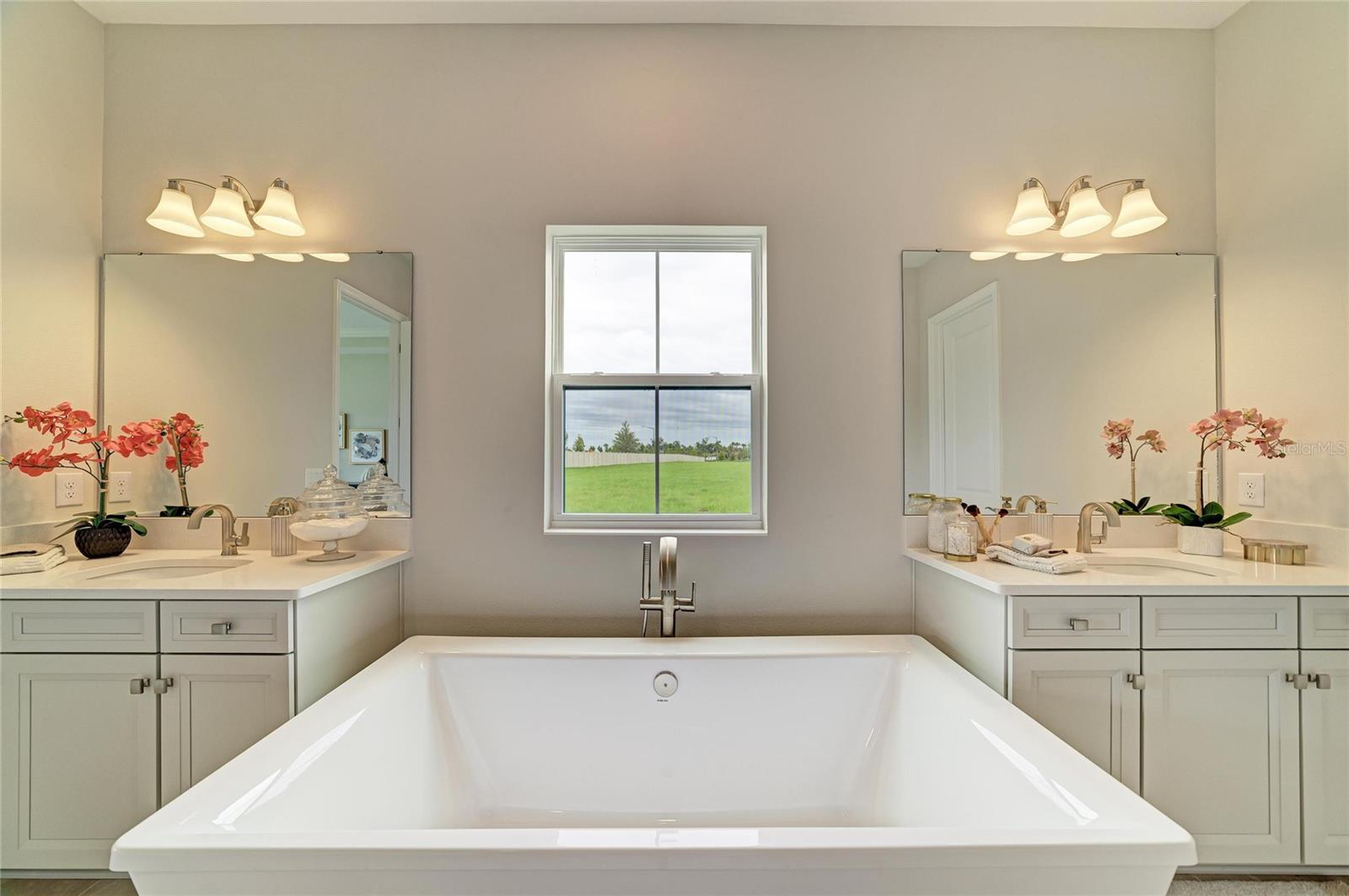 10858 Spring Sapling, Parrish, FL 34219