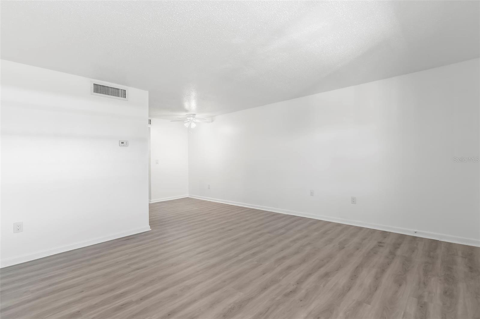 11025 2nd Unit 8, Treasure Island, FL 33706